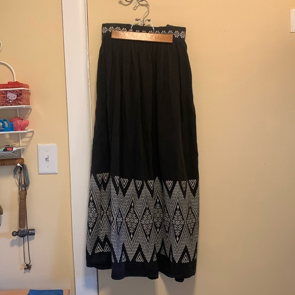 Dresses & Skirts - Vintage Handmade Embroidered Skirt